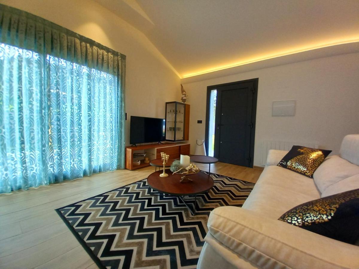 Puerto Franco Apartment Jove Екстериор снимка